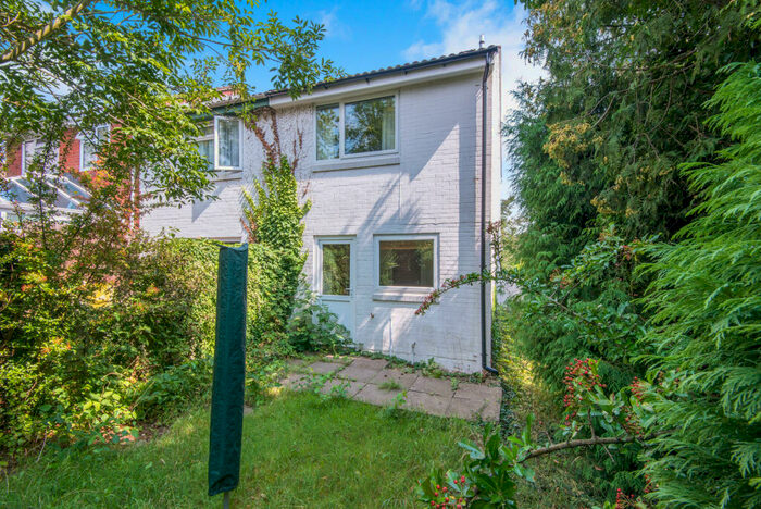 2 Bedroom Terraced House To Rent In May Tree Close, Winchester, SO22