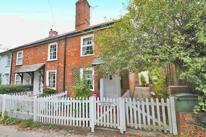 2 Bedroom Cottage For Sale In George Street, Maidstone, ME15