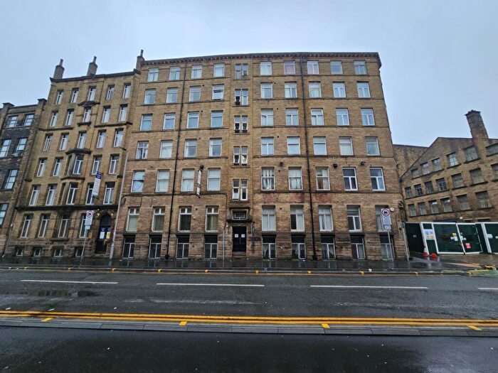 2 Bedroom Flat For Sale In Flat, Sunbridge Road, Bradford, Bradford, BD1