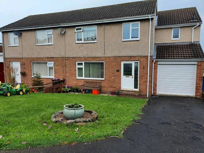 Houses for sale & to rent in NE66 1XW, Monkhouse Terrace, Alnwick Alnwick