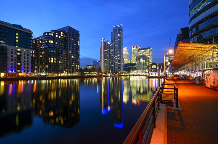 1 Bedroom Flat For Sale In Pan Peninsula, Canary Wharf, London, E14