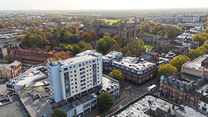 3 Bedroom Flat For Sale In Hereward Tower, Broadway, Peterborough, PE1