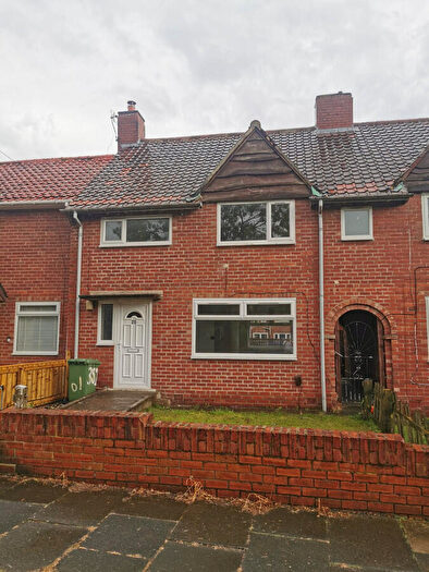 3 Bedroom Terraced House To Rent In Hamsterley Crescent, Gateshead, NE9