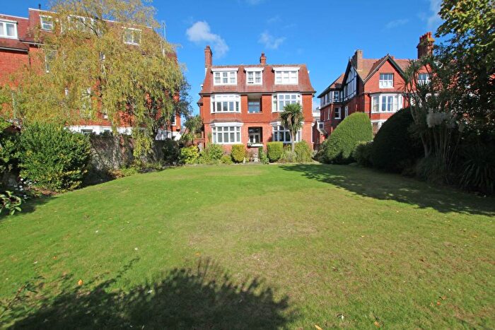 3 Bedroom Flat For Sale In Blackwater Road, Eastbourne, BN20