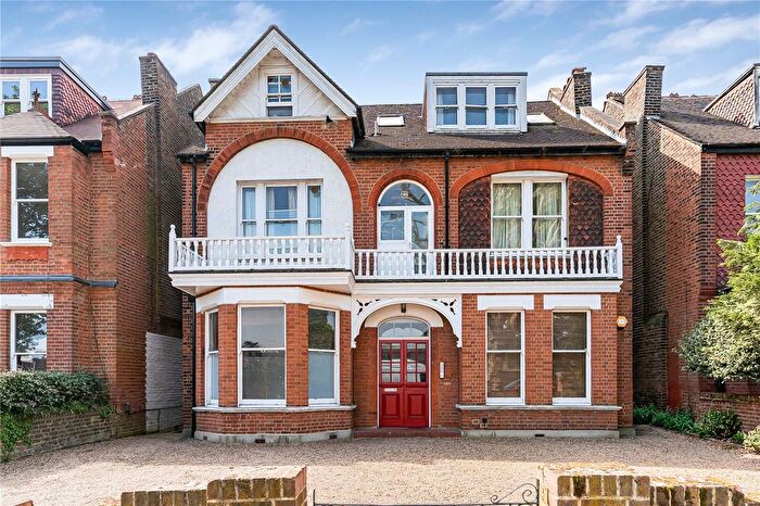 2 Bedroom Flat For Sale In Woodville Gardens, London, W5