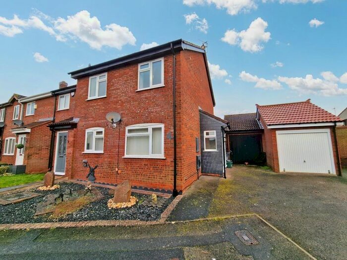 1 Bedroom Property To Rent In Squires Court, Longwell Green, BS30