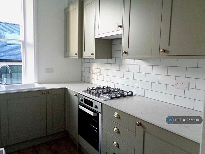 1 Bedroom Flat To Rent In Regents Park Road, London, NW1