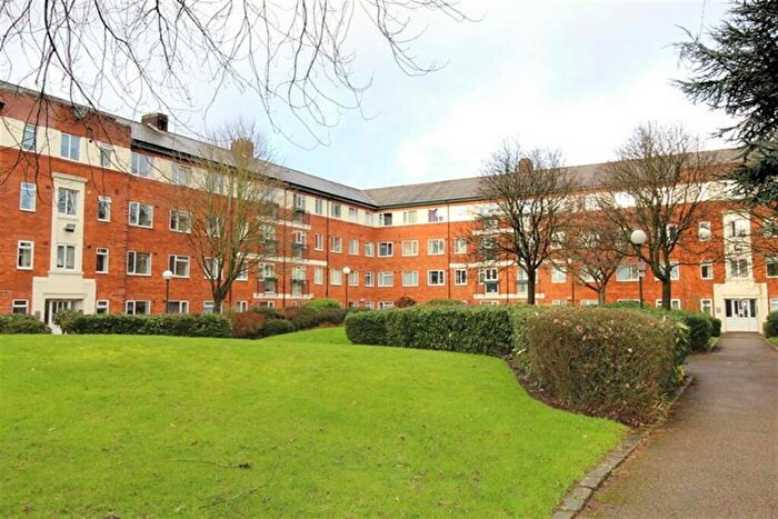 2 Bedroom Apartment To Rent In Melmerby Court, Eccles New Road, Salford, M5