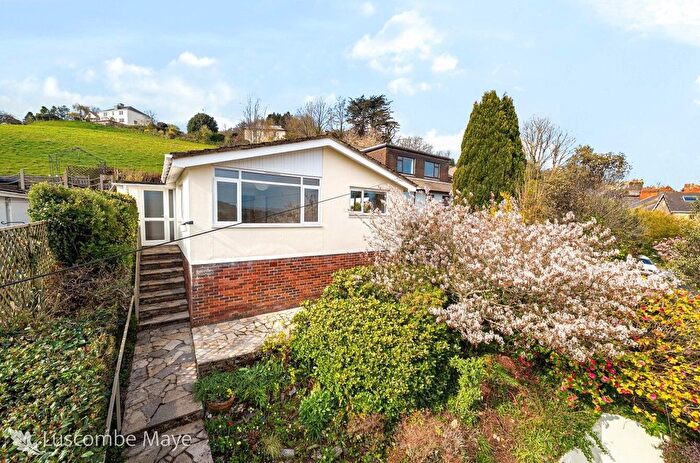 2 Bedroom Bungalow For Sale In Maudlin Road, Totnes, TQ9