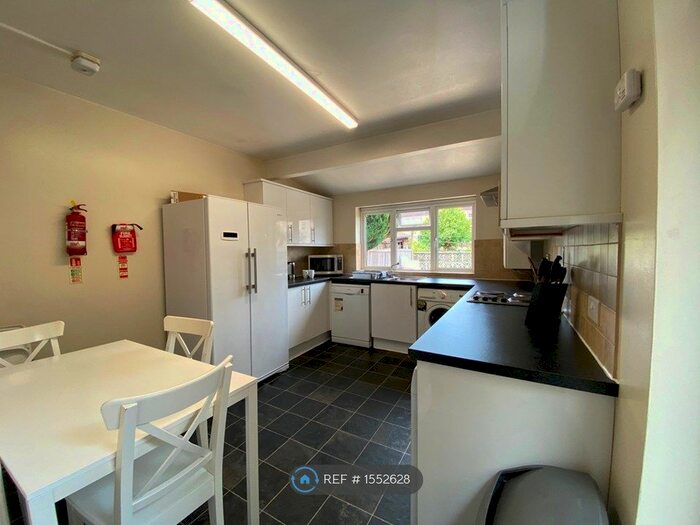 5 Bedroom Terraced House To Rent In Triangle North, Bath, BA2