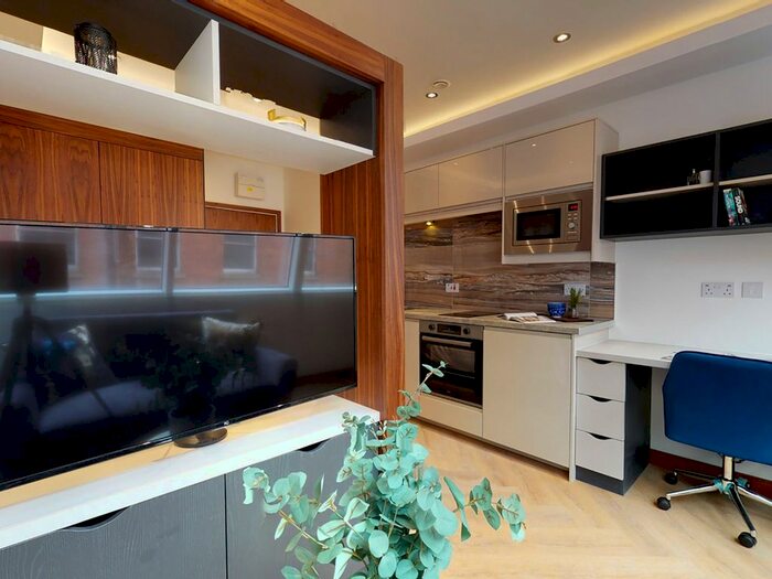 Studio To Rent In Minshull Street, Manchester, M1