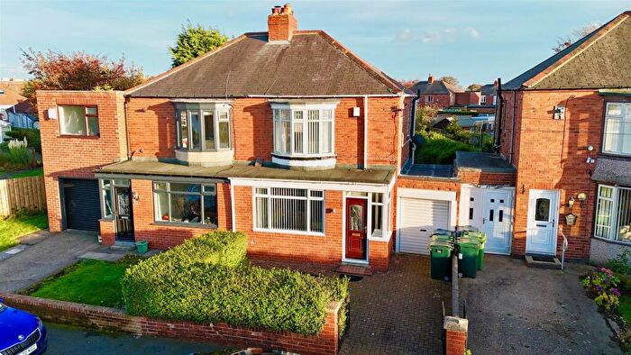 2 Bedroom Semi Detached House To Rent In Larne Crescent, Gateshead, NE9