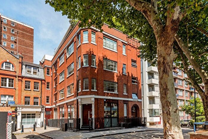 2 Bedroom Flat To Rent In New North Street, London, WC1N