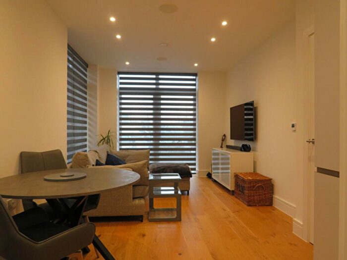 1 Bedroom Apartment To Rent In Broadwater Road, Welwyn Garden City, AL7