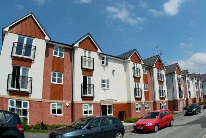 2 Bedroom Flat To Rent In Clearwater Quays, Warrington, WA4