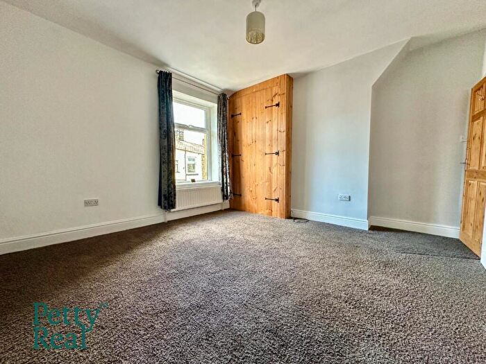 2 Bedroom End Of Terrace House For Sale In Essex Street, Colne, BB8