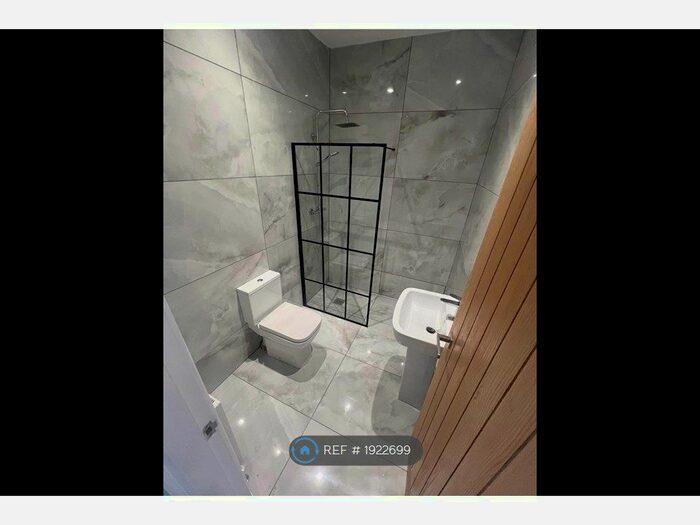 2 Bedroom Terraced House To Rent In Essex Street, Colne, BB8