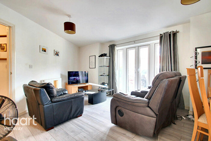 1 Bedroom Apartment For Sale In Whitehead Drive, Rochester, ME2