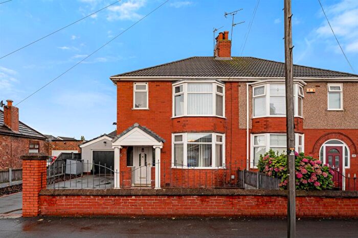 3 Bedroom Semi-Detached House For Sale In Ash Grove, Prescot, L35