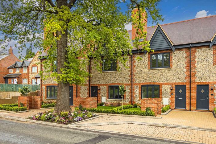 4 Bedroom Terraced House For Sale In Chapel Croft, Chipperfield, Kings Langley, Hertfordshire, WD4