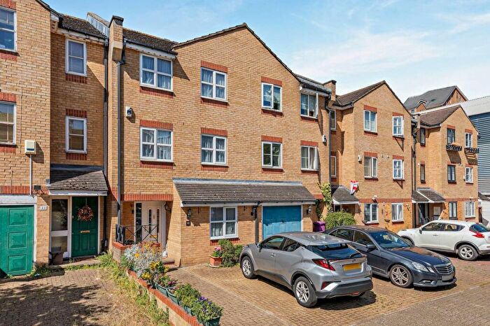 5 Bedroom Terraced House For Sale In Mast House Terrace, London, E14