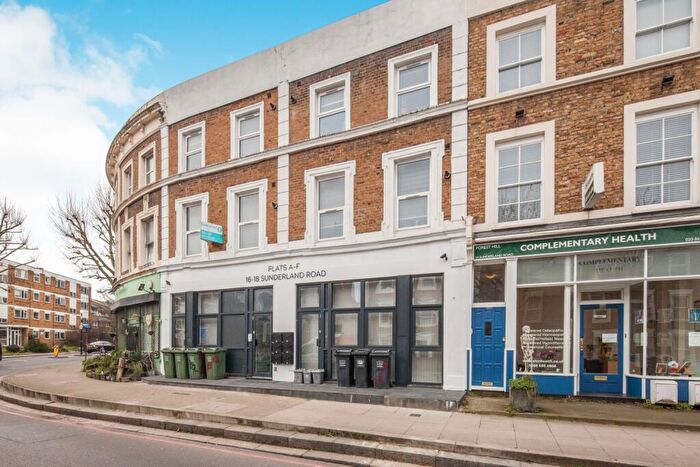 2 Bedroom Flat To Rent In Sunderland Road London, SE23