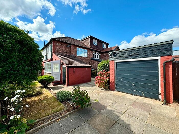 3 Bedroom Semi-Detached House For Sale In Wordsworth Road, Old Trafford, M16