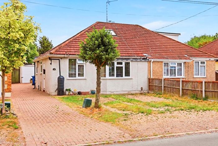 2 Bedroom Semi-Detached Bungalow For Sale In Daws Heath Road, Benfleet, SS7