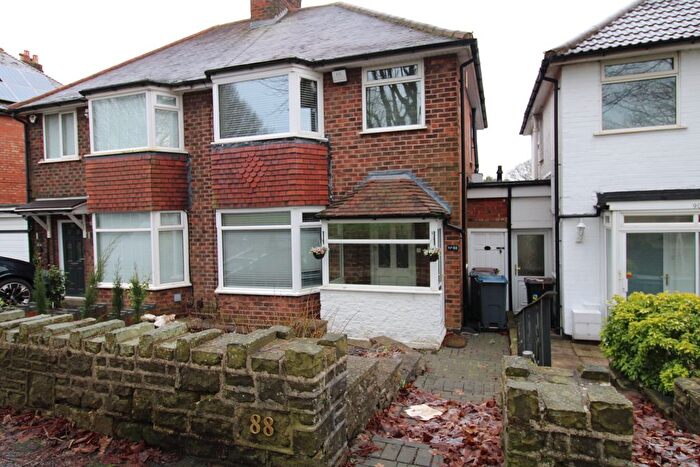 3 Bedroom Semi-Detached House To Rent In Wolverhampton Road South, Quinton, Birmingham, B32