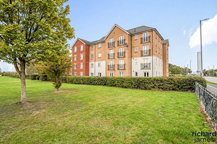2 Bedroom Flat For Sale In Twickenham Close, Stratton St Margaret, Swindon, SN3