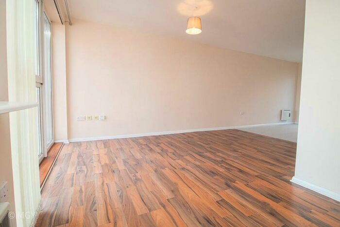2 Bedroom Apartment To Rent In Jim Driscoll Way, Cardiff, CF11
