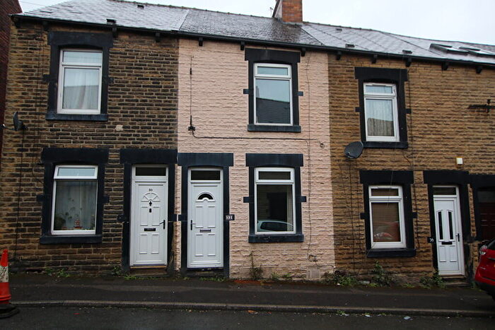 3 Bedroom Terraced House To Rent In Castle Street, Barnsley, S70