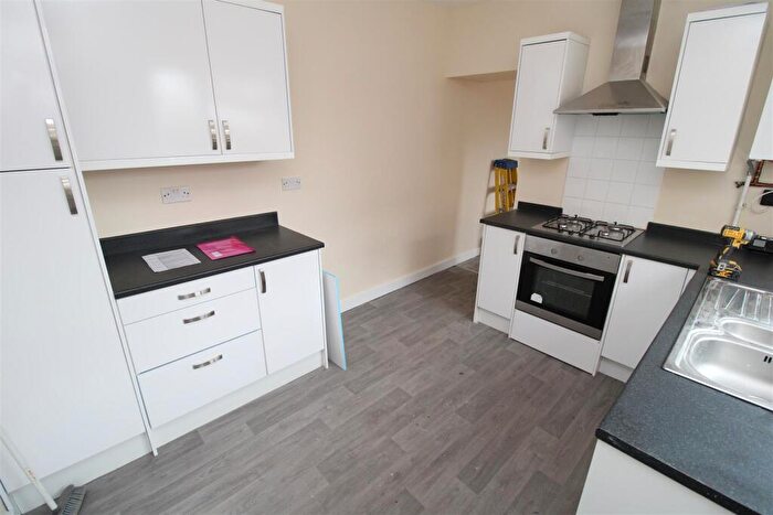 4 Bedroom House To Rent In Whittington Street, Neath, SA11