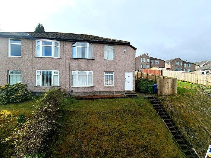 3 Bedroom Flat For Sale In Curtis Avenue, Glasgow, G44