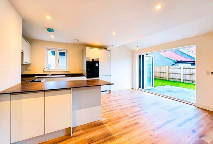 3 Bedroom Detached Bungalow To Rent In Exeter Road, Ipswich, IP6
