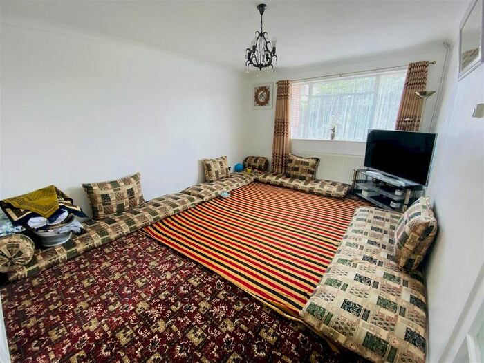 1 Bedroom Flat To Rent In Ashford, Court, Cranmer Road, Edgware, HA8