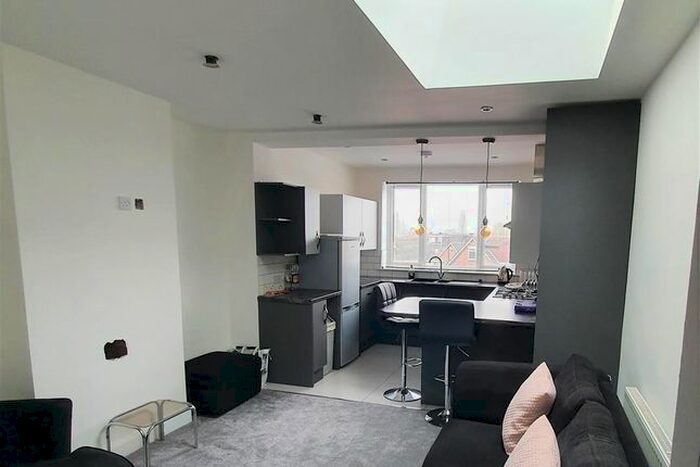 2 Bedroom Flat To Rent In Brownshill Green Road, Coventry, CV6