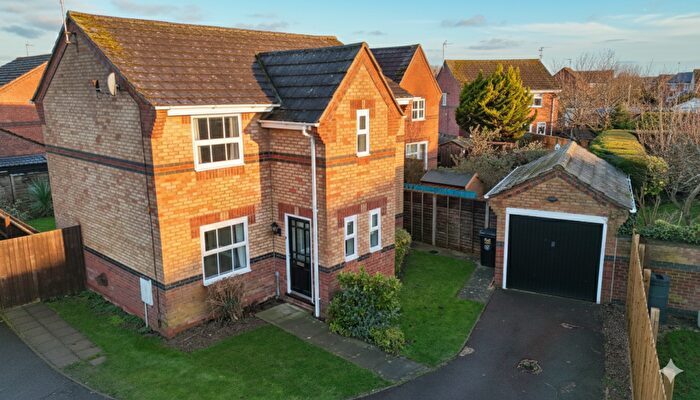3 Bedroom Detached House For Sale In Burchnall Close, Deeping St James, PE6