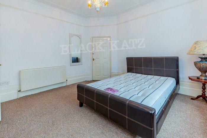 2 Bedroom Flat To Rent In Bramshill Gardens, NW5