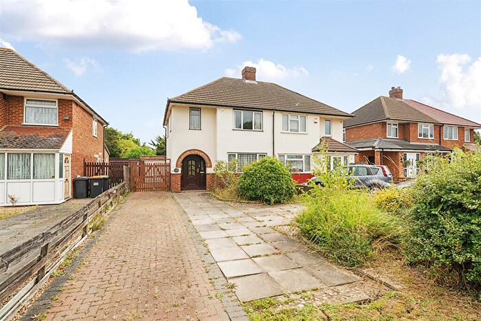 3 Bedroom Semi-Detached House For Sale In High Road, Cotton End, MK45