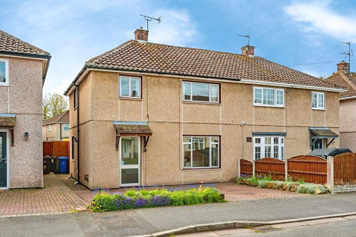 3 Bedroom Semi-Detached House For Sale In Finsbury Avenue, Mackworth, Derby, DE22