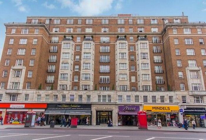 Studio To Rent In Forset Court, Edgware Road, Marylebone, London, W2