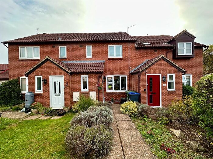 Detached House To Rent In Taunton Close, Chippenham, SN14