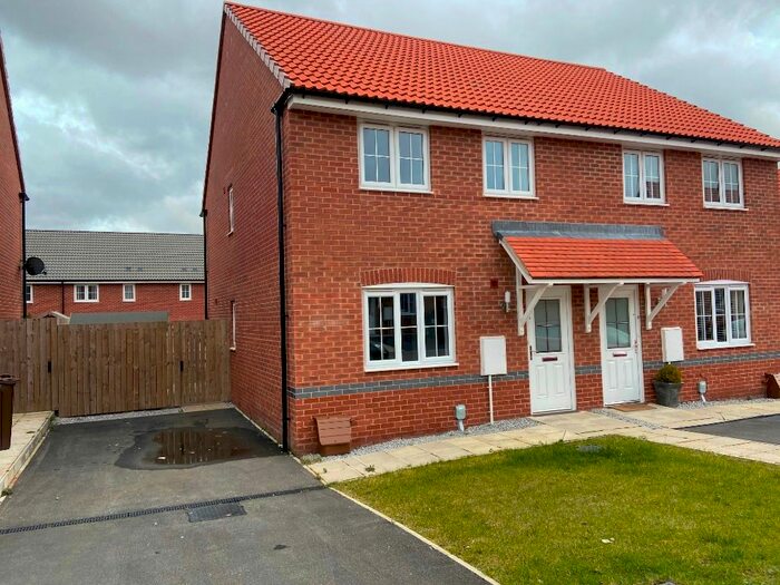 3 Bedroom Semi-Detached House To Rent In Wren Close, Beverley, HU17