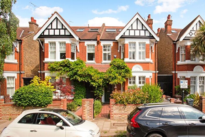 5 Bedroom Semi-Detached House To Rent In Hadley Gardens, London, W4