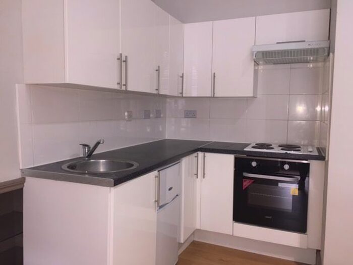 Studio To Rent In Glenilla Road, Belsize Park NW3