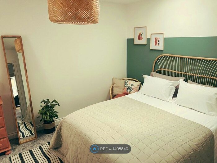 2 Bedroom Flat To Rent In High Street, Stokesley, Middlesbrough, TS9