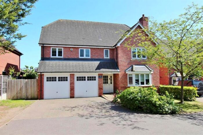 5 Bedroom Property To Rent In Sutton Road, Mile Oak, Tamworth, B78