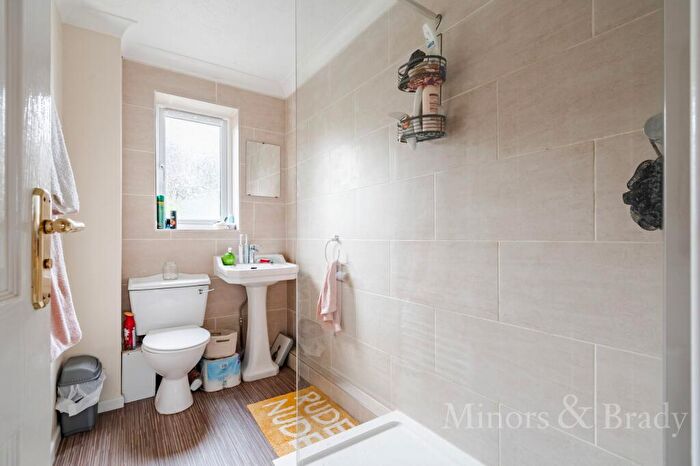 1 Bedroom Flat To Rent In Roseville Close, Norwich, NR1