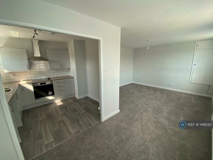 2 Bedroom Flat To Rent In Wyberton, Boston, PE21